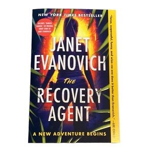 The Recovery Agent Paperback Book Janet Evanovich